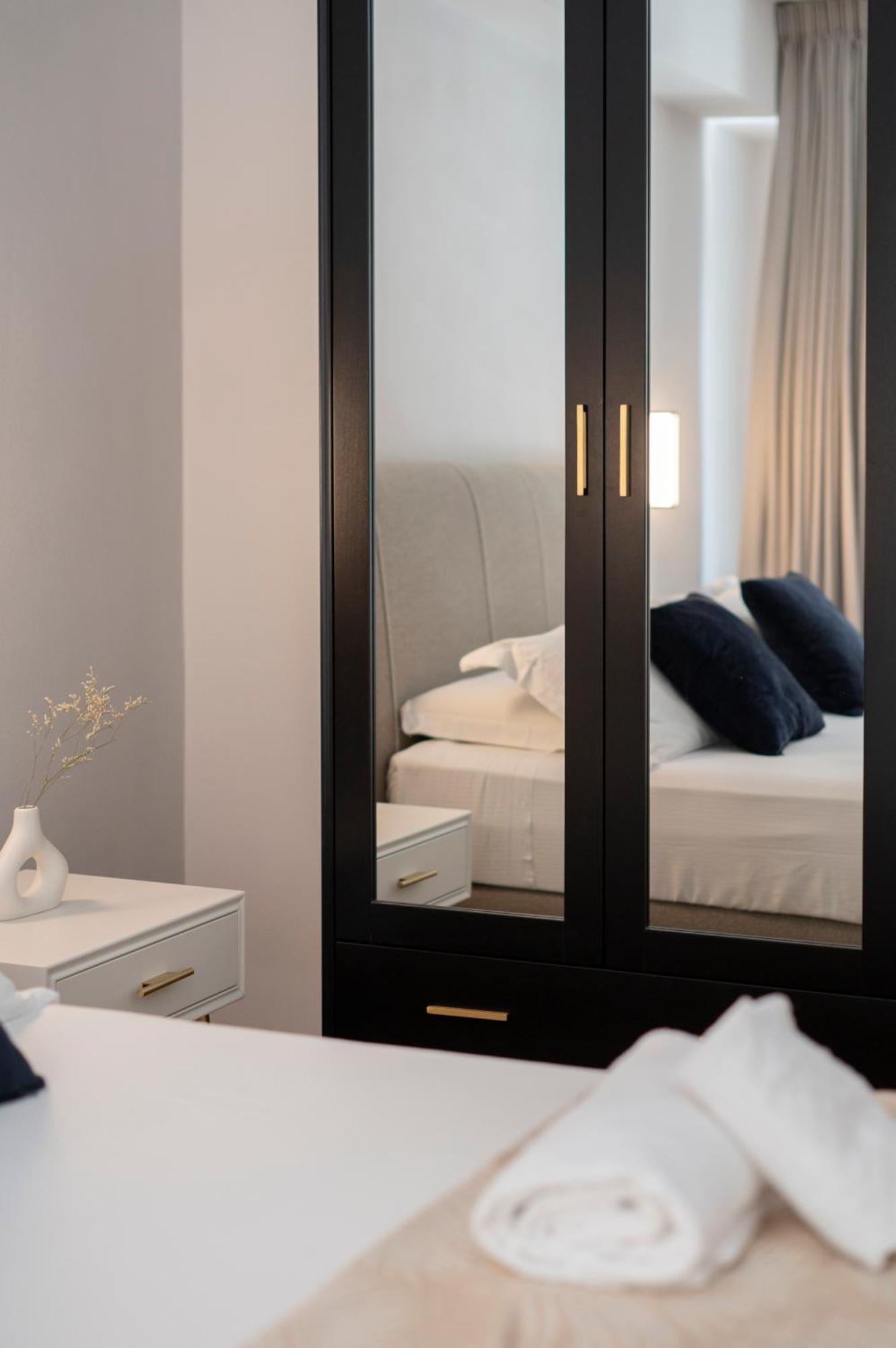 The Old Palace- Luxury Suites Signoria Florens Exteriör bild