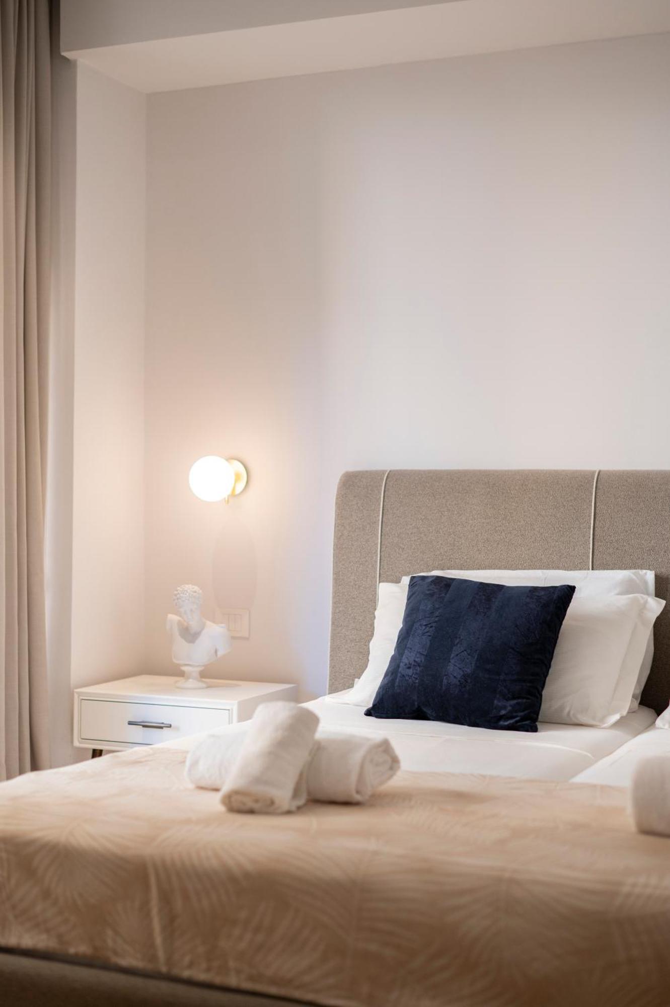 The Old Palace- Luxury Suites Signoria Florens Exteriör bild